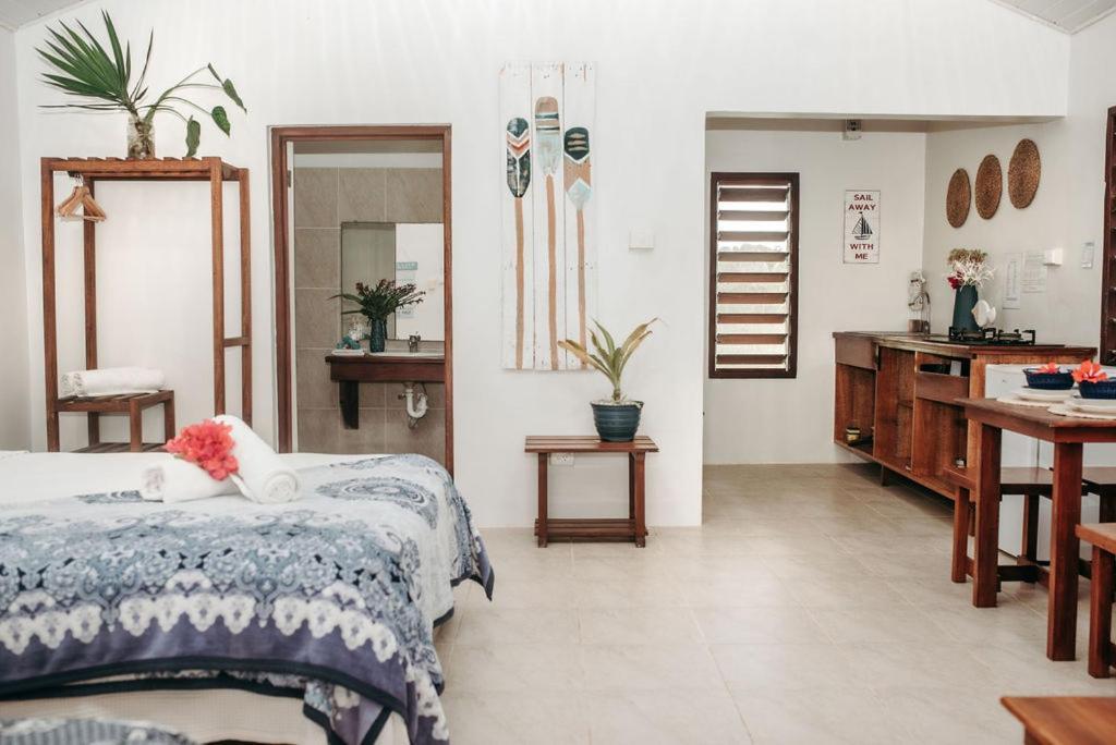 เลอ ไลฟ์ รีสอร์ต Hotel Epule ภายนอก รูปภาพ