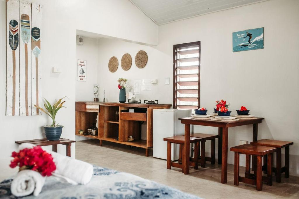 เลอ ไลฟ์ รีสอร์ต Hotel Epule ภายนอก รูปภาพ